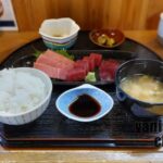 「まぐろ料理専門店 ほとじま」の「まぐろ三点盛定食」