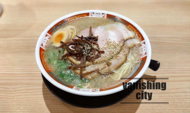 大分発祥「麺堂 香」のとんこつラーメン